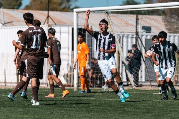 soccer striker goal celebration